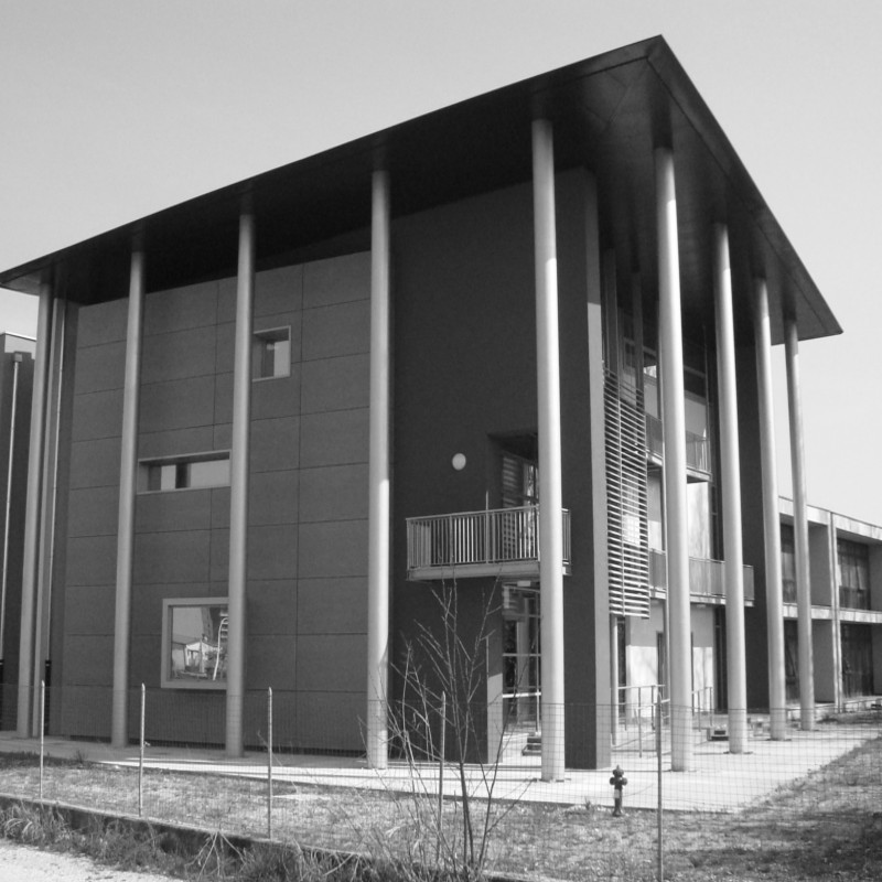 Ampliamento del liceo Tito Lucrezio Caro STRIOLO, FOCHESATO